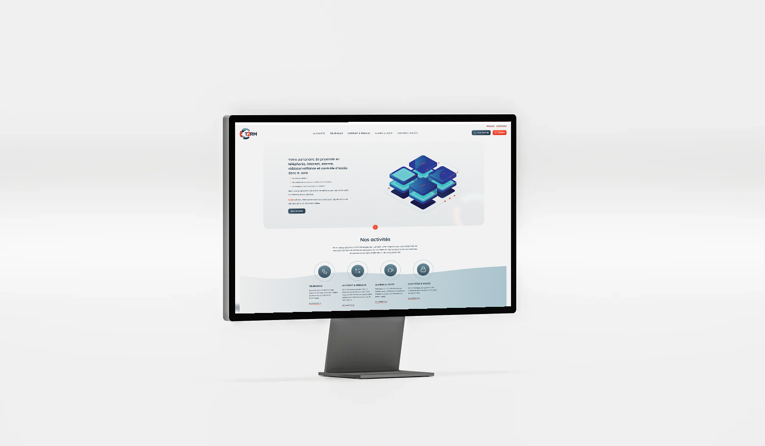 Présentation des services de téléphonie et de réseaux de T2RM sur son site, affiché sur ordinateur.